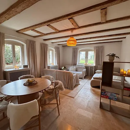 Familien- & Tierfreundliches In Elbnaehe & Mit Direktem Zugang Zum Waldpark *