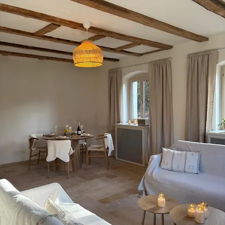 Familien- & Tierfreundliches In Elbnaehe & Mit Direktem Zugang Zum Waldpark Lägenhet