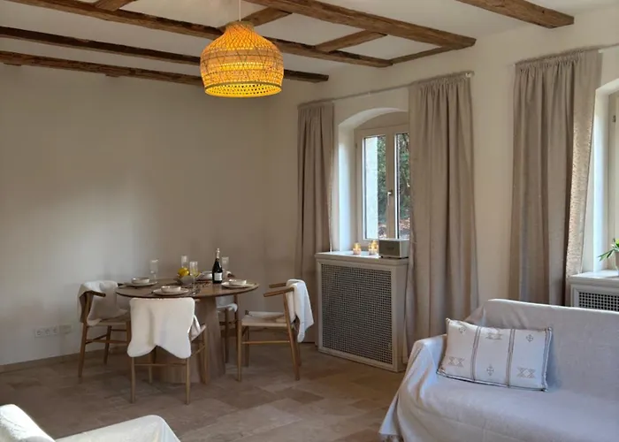 Familien- & Tierfreundliches In Elbnaehe & Mit Direktem Zugang Zum Waldpark *